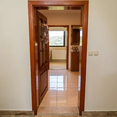 Apartment Lucija *